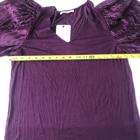 Women's DR 2 Purple Short Puffed Sleeve Pullover Blouse Size Small - Picture 8 of 9